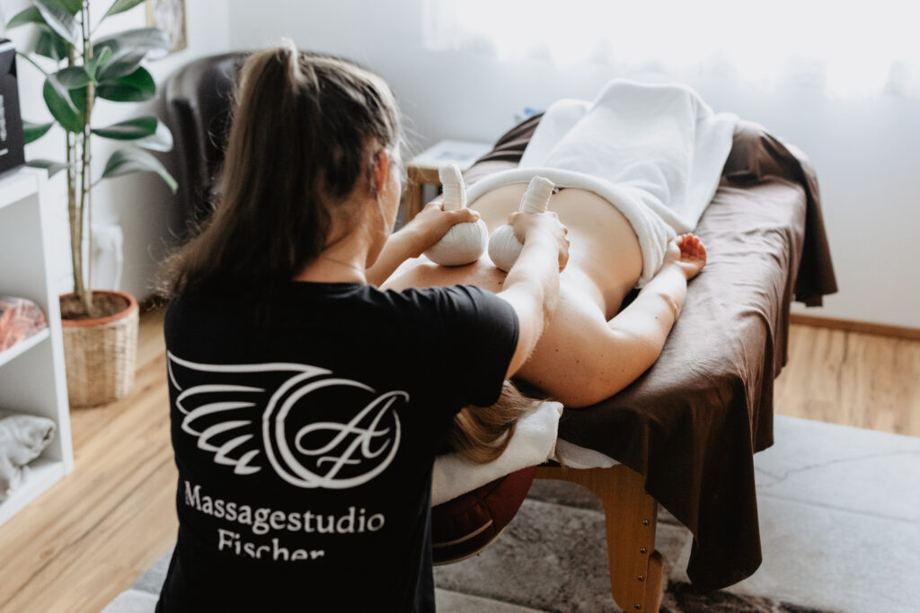 Massage business herzfoto